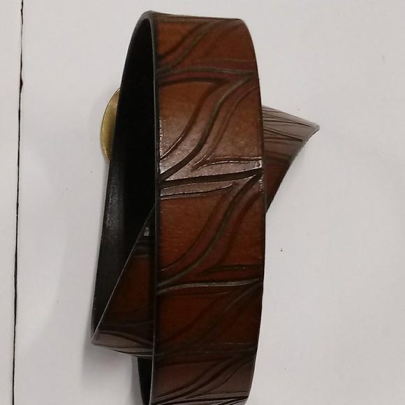 Distressed Genuine Leather Solid Brass Belt - Picture 4 of 8